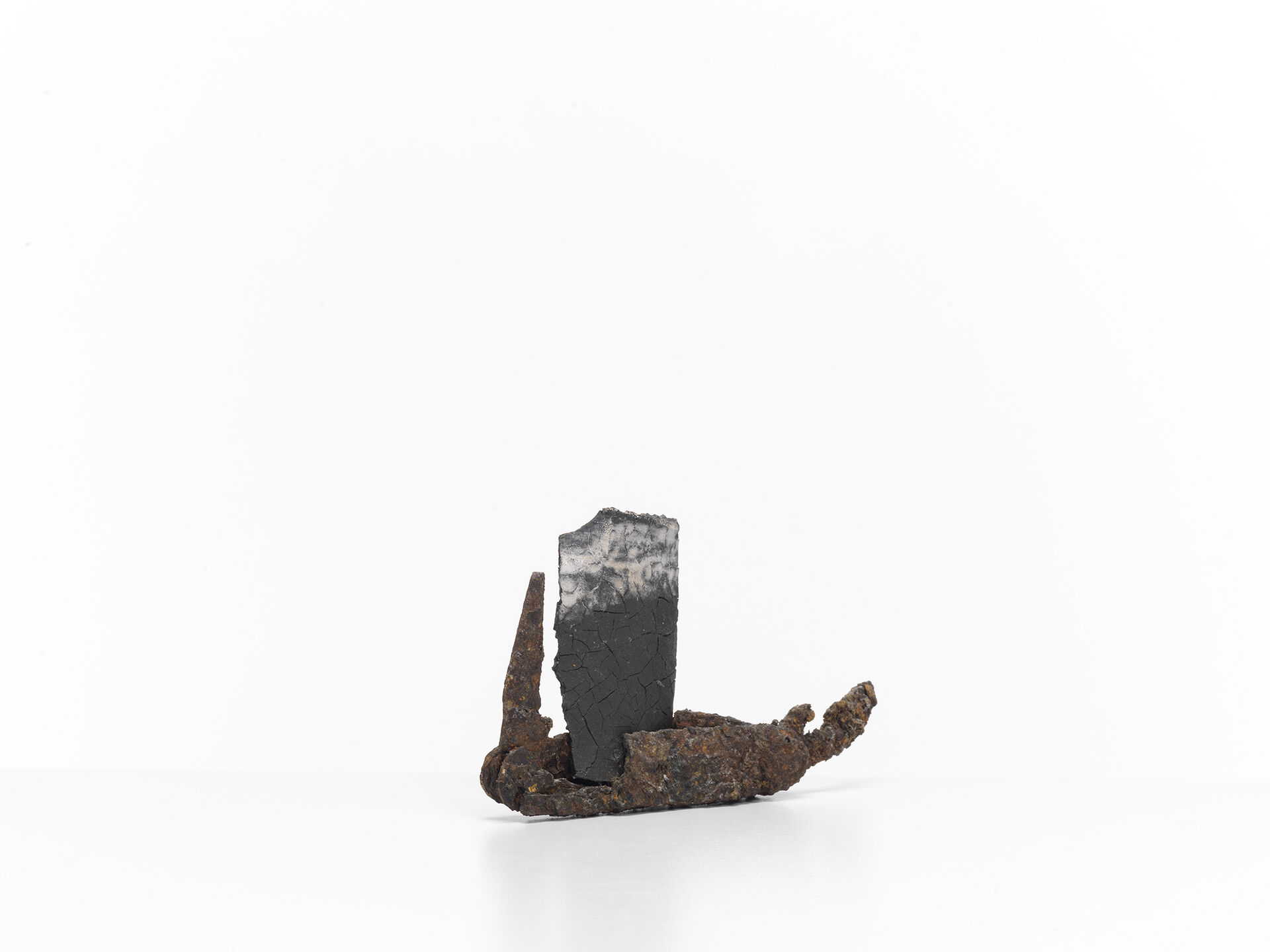 gillian lowdnes 0050 04