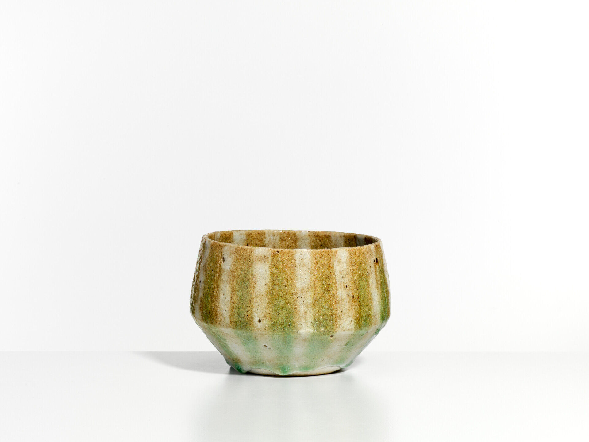 Gertrud Vasegaard bowl 0007 04