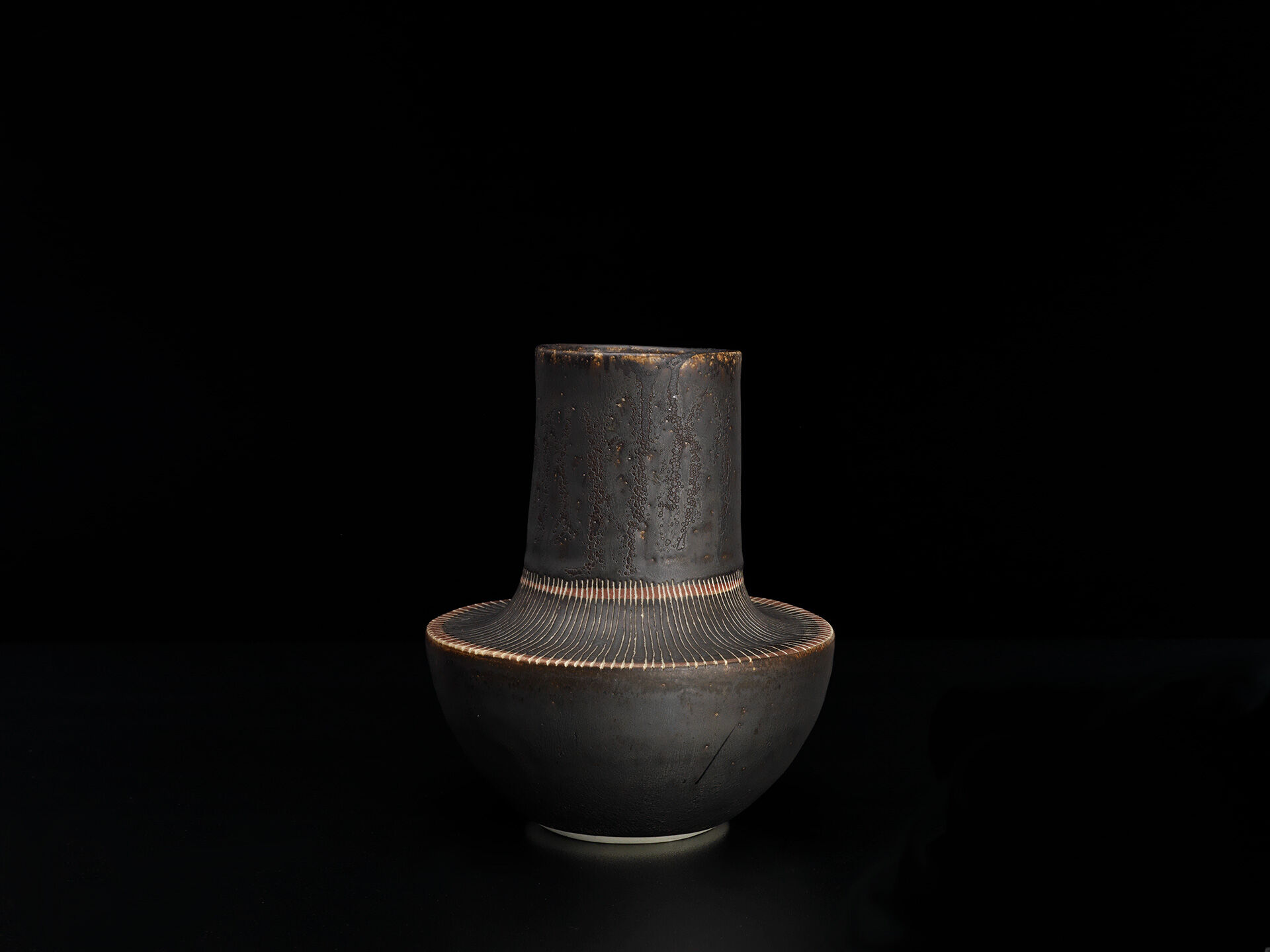 Lucie rie 0087A 04
