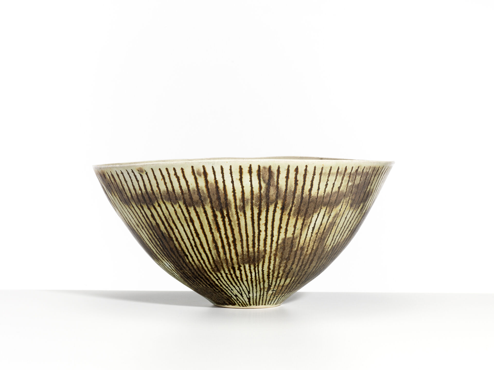 lucie rie 0024 bowl LR 04