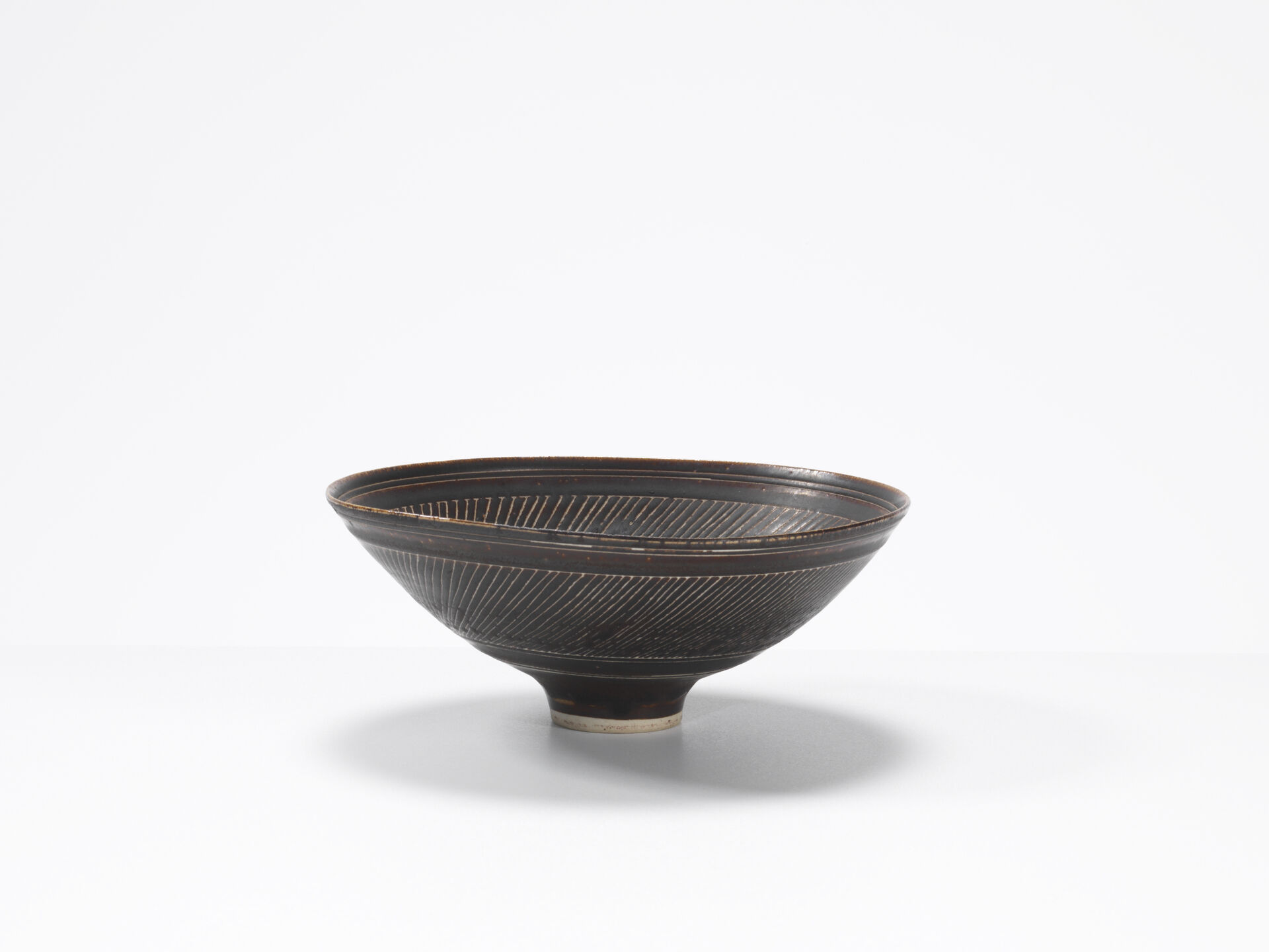 lucie rie 0030 02