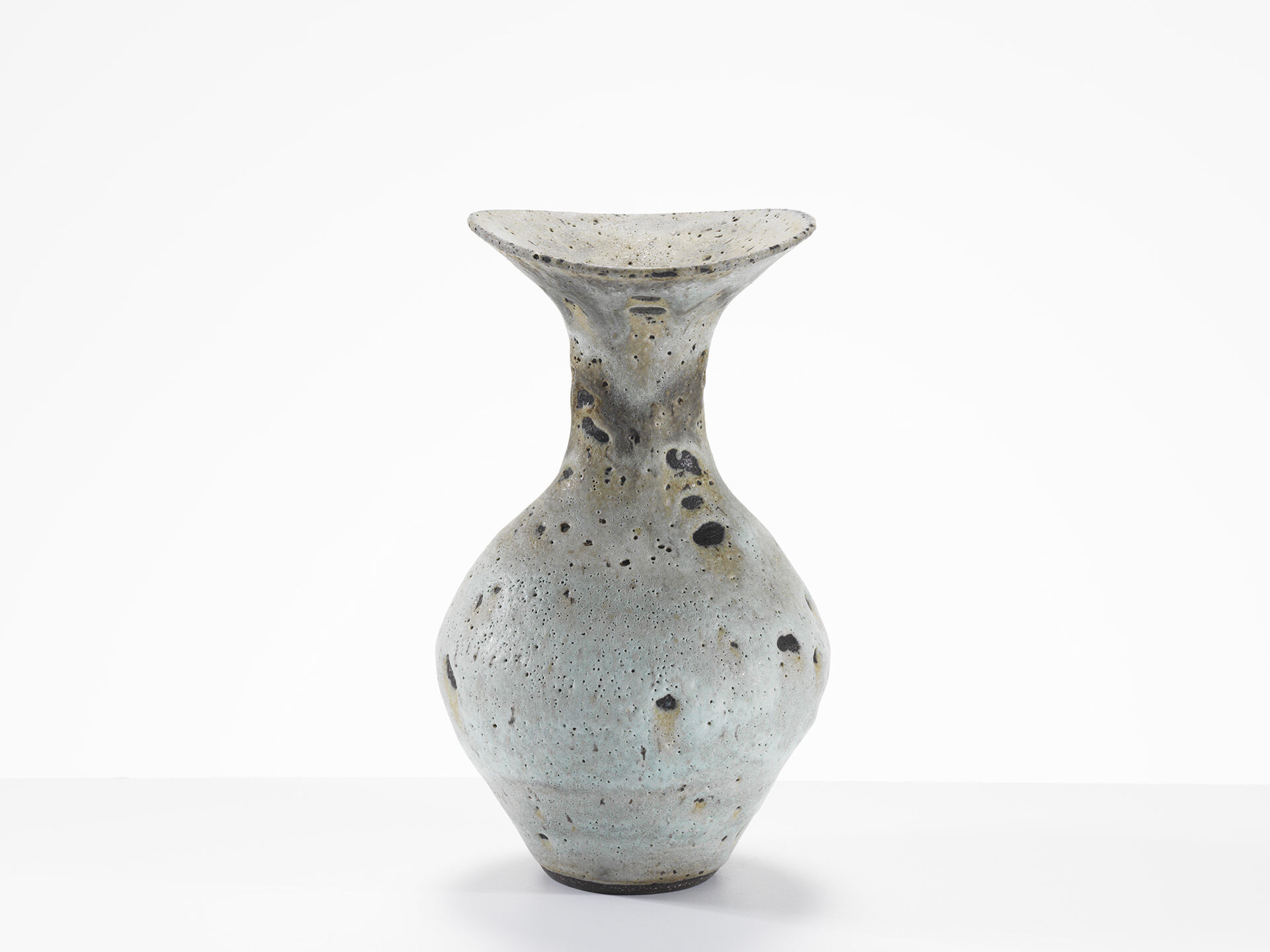 lucie rie 0036 01b