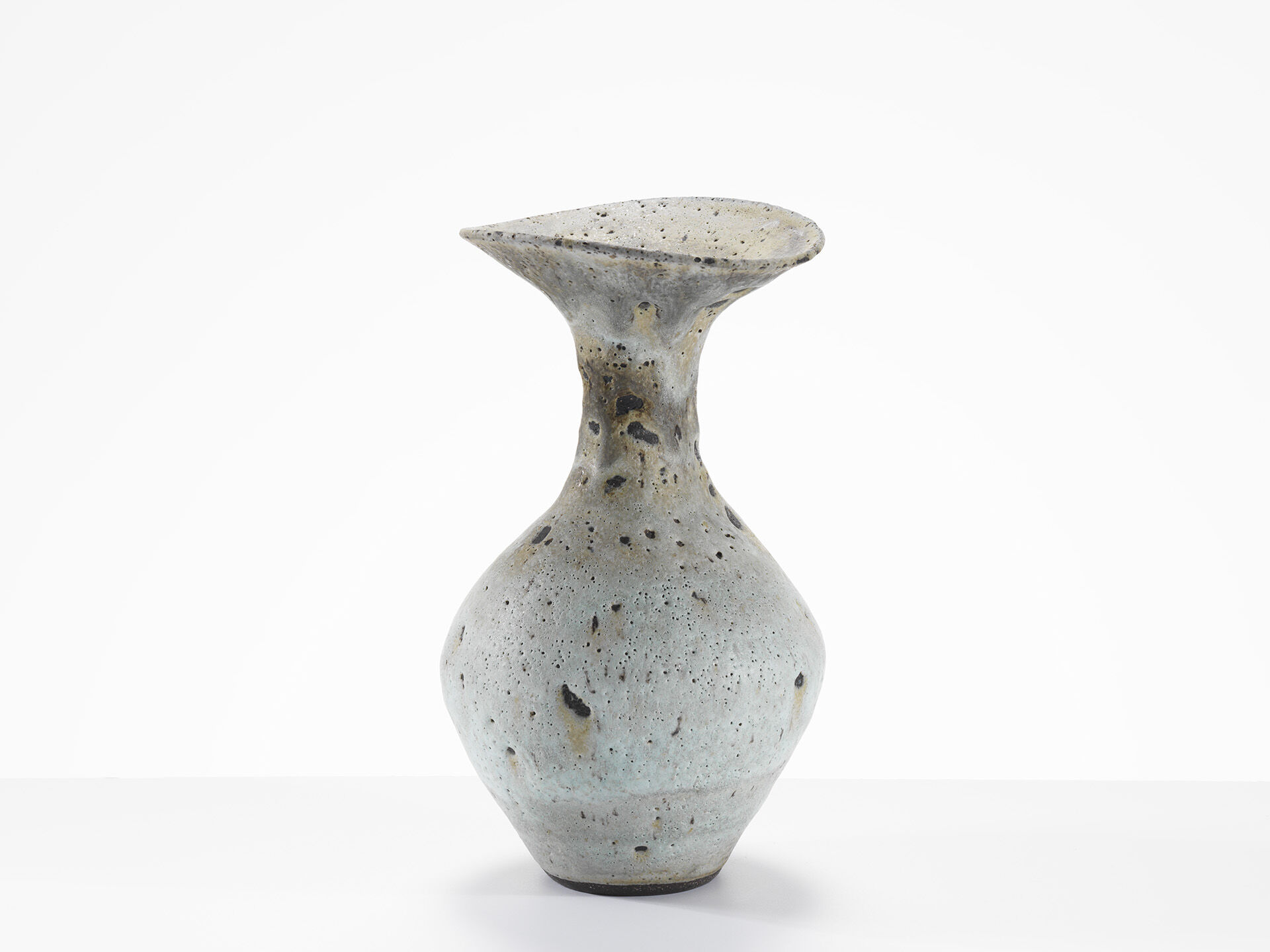 lucie rie 0036 02b