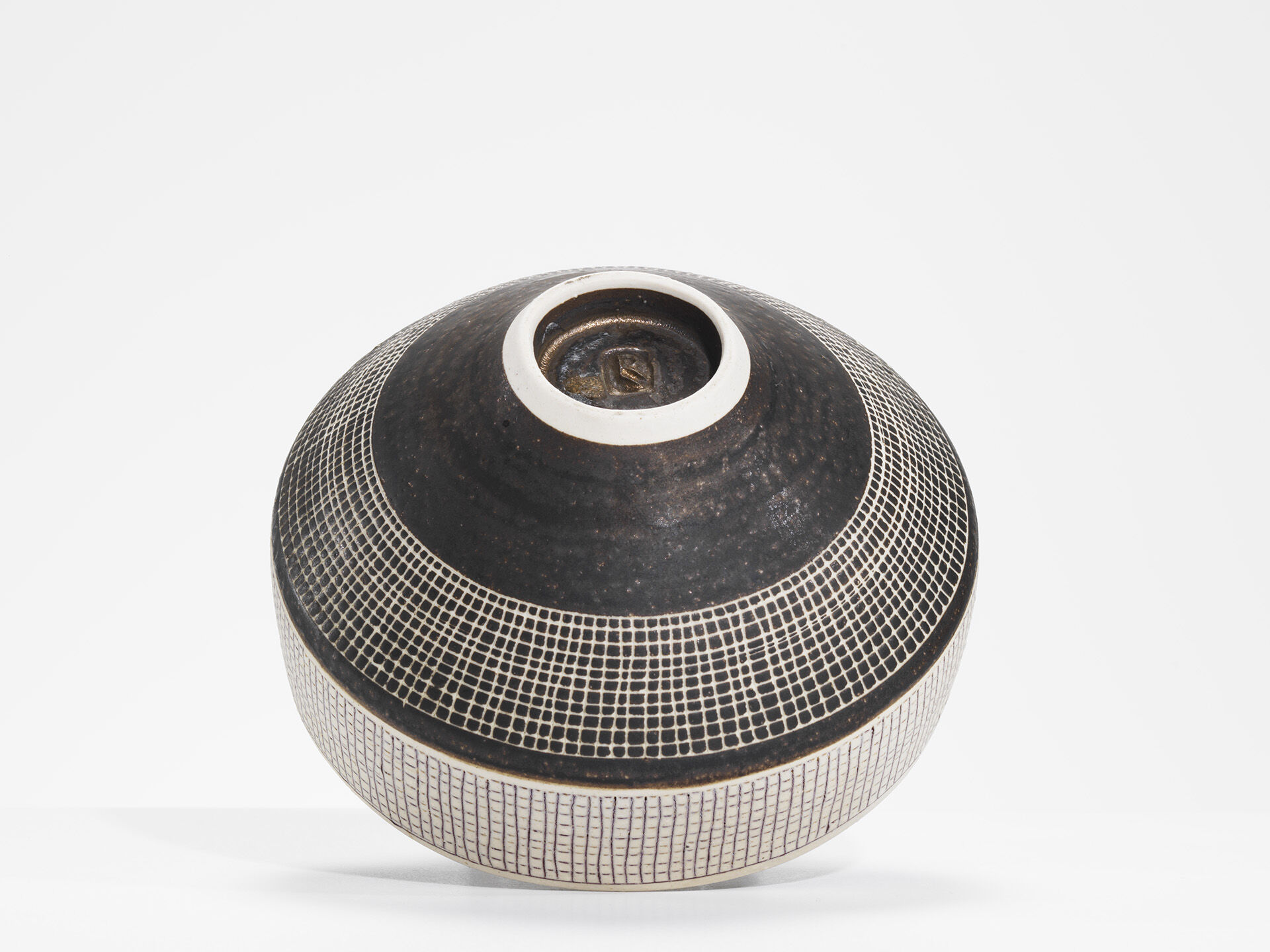 lucie rie 0045 5