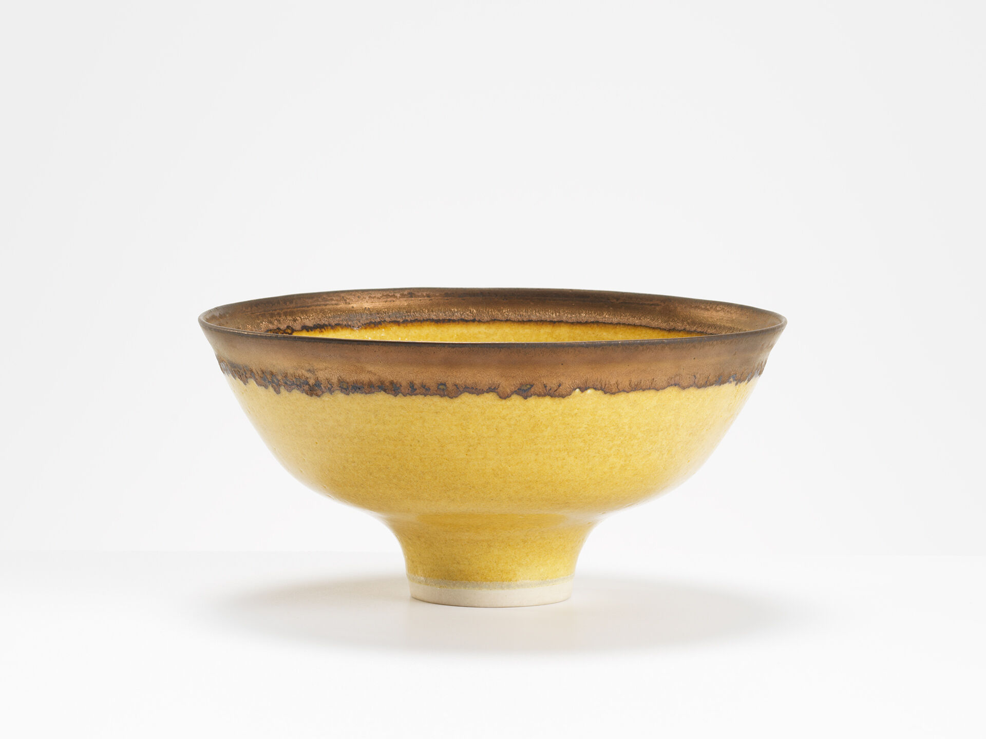 lucie rie 0052 01