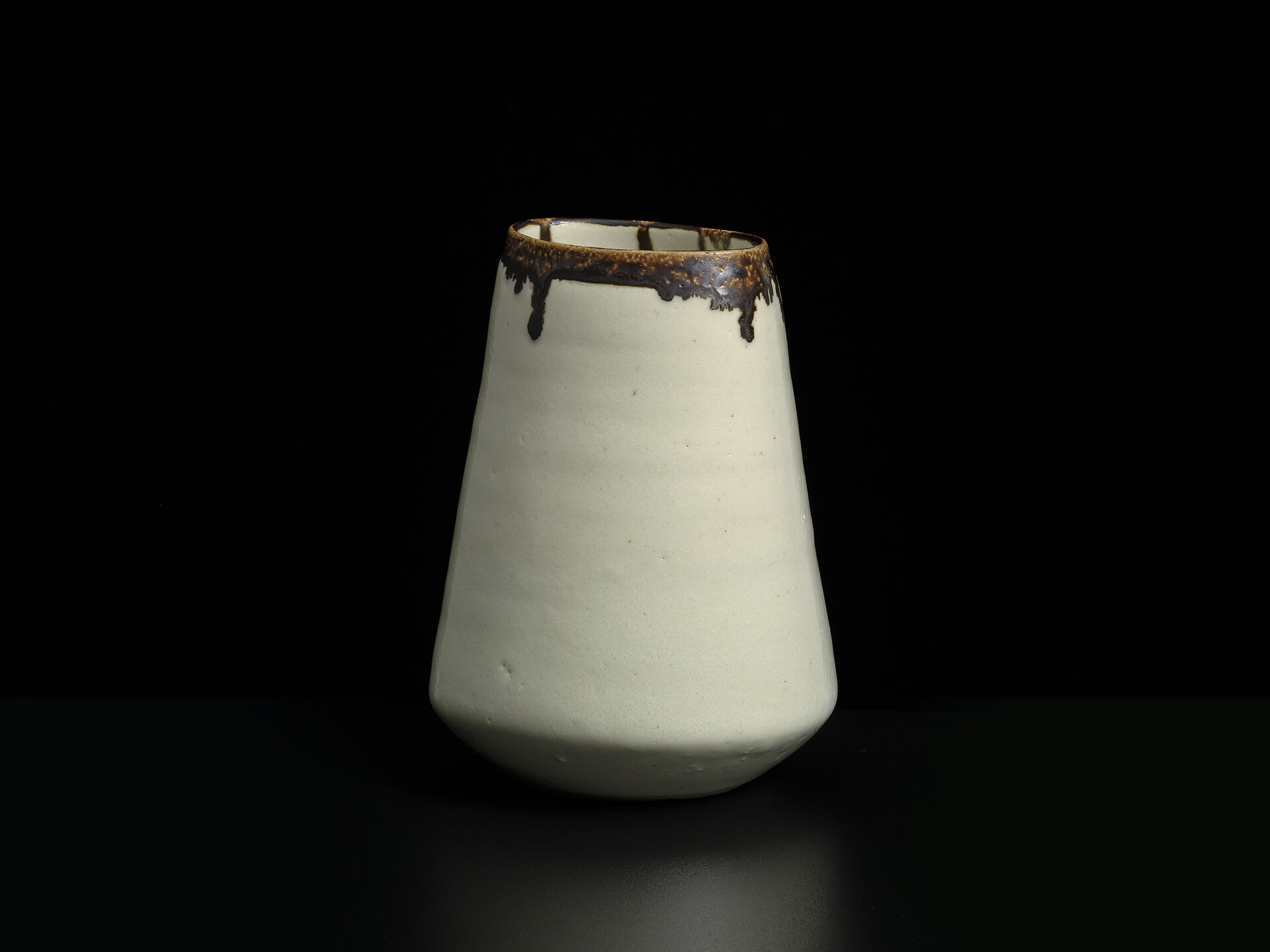 lucie rie 0073 02