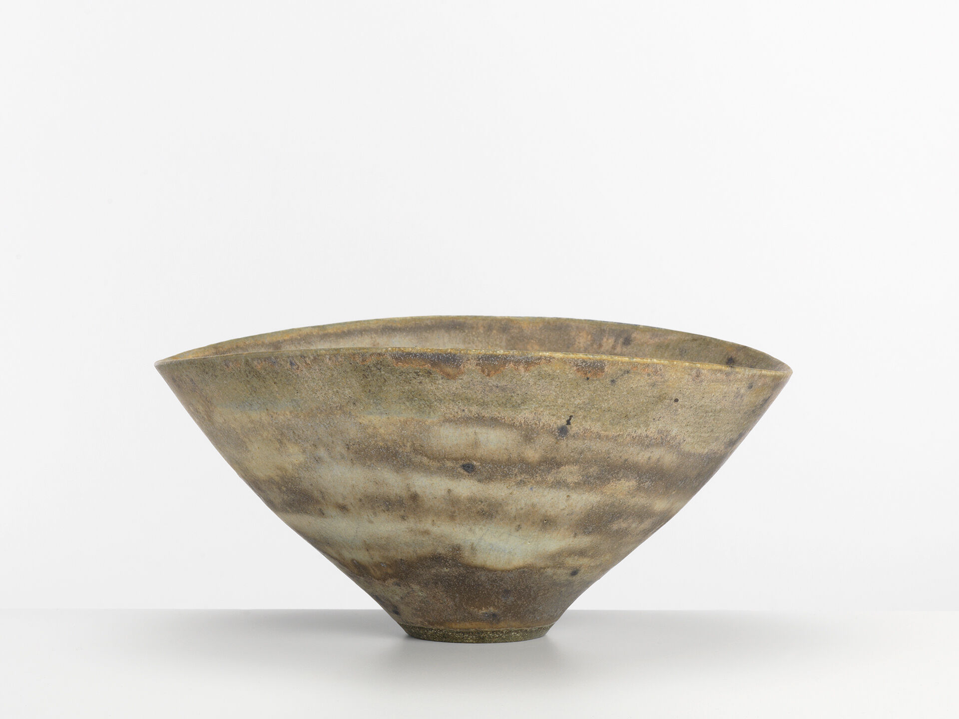 lucie rie 0099 02