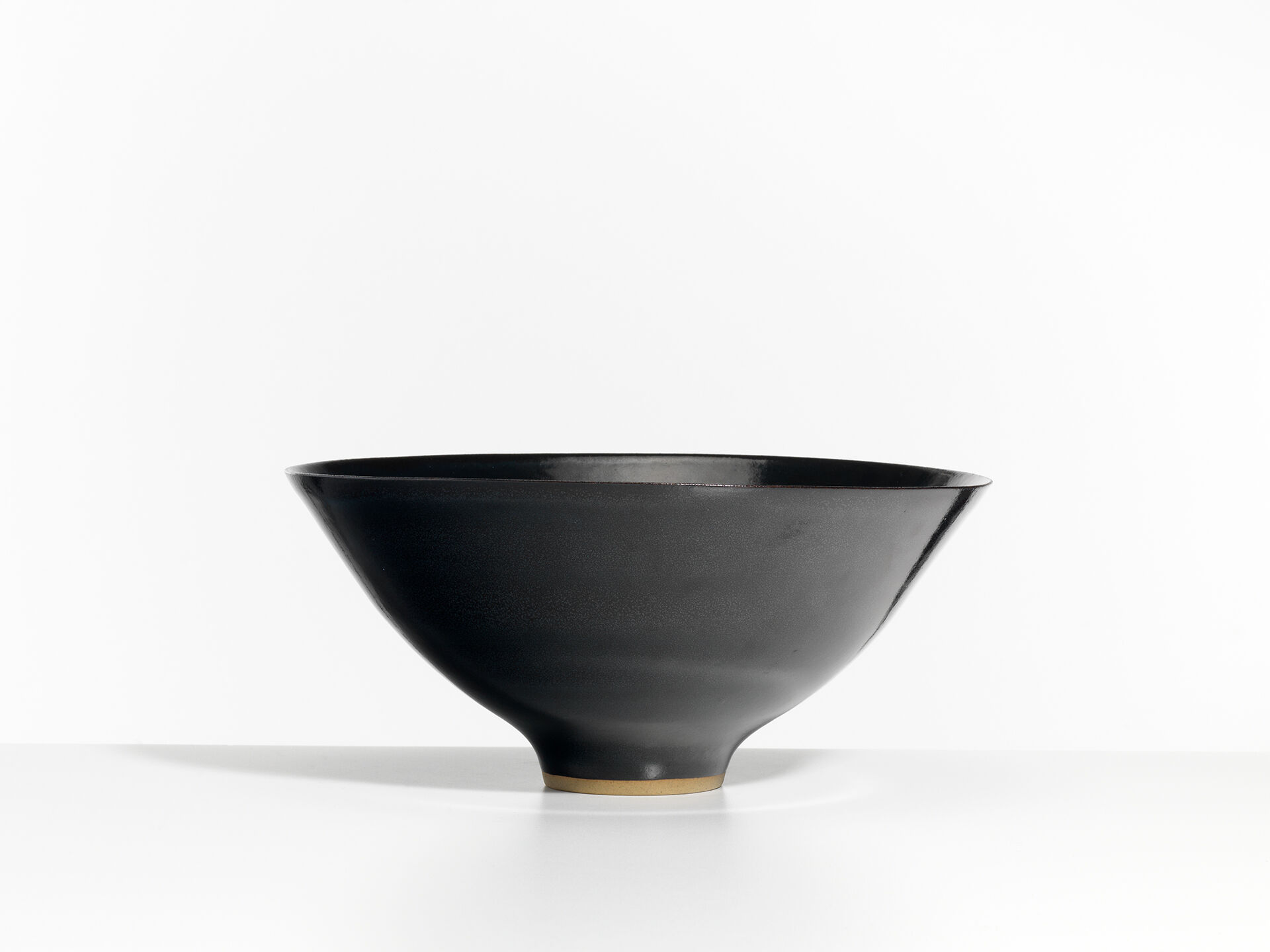 lucie rie 0106 04