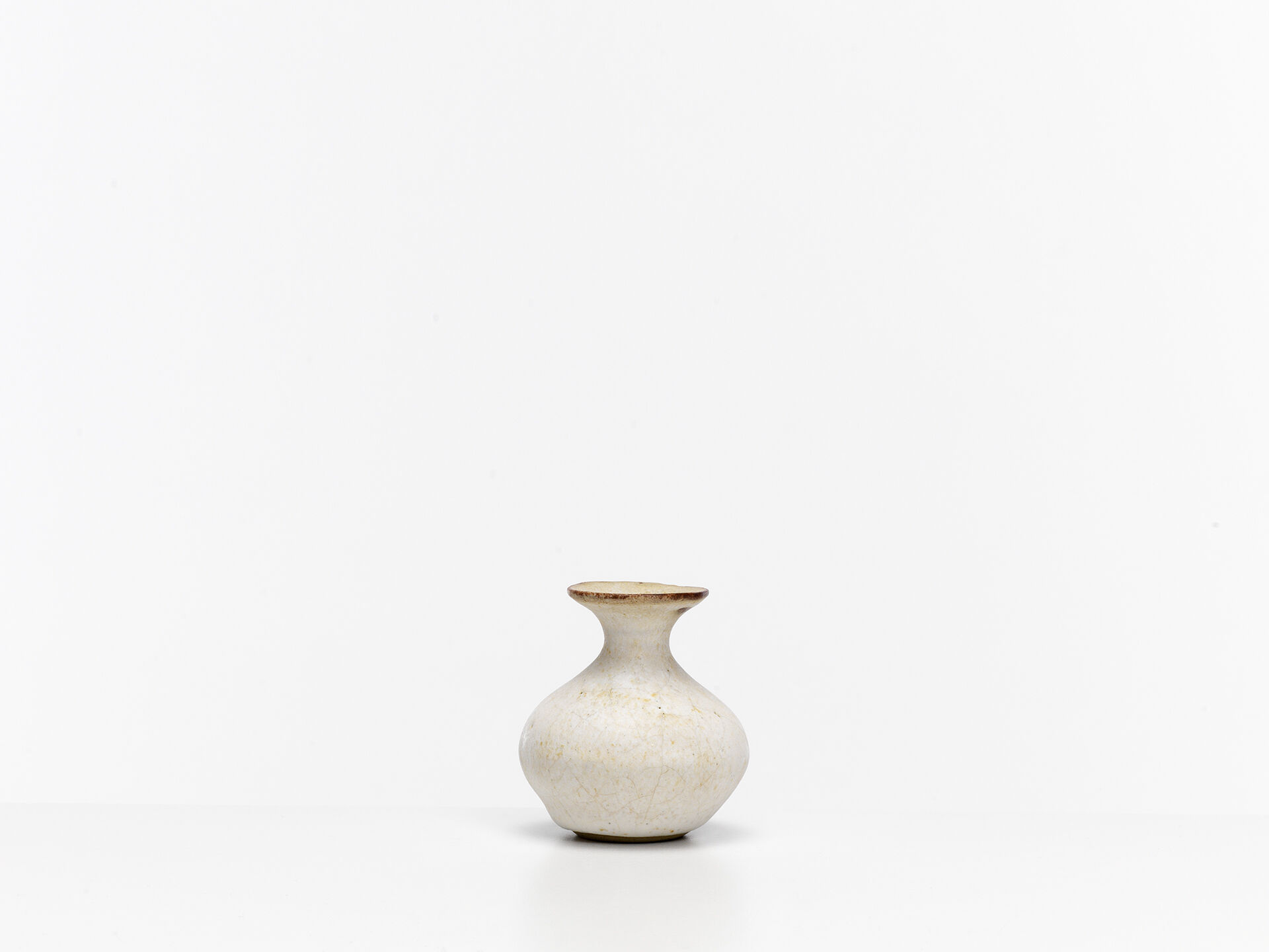 lucie rie 0135 02