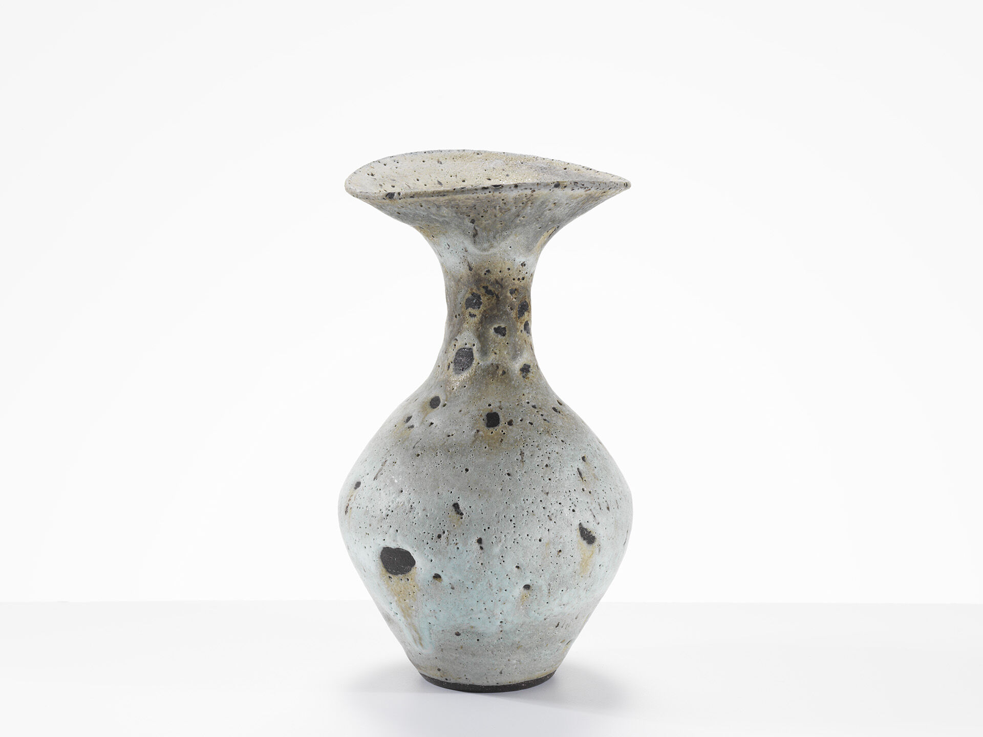 lucie rie 03b