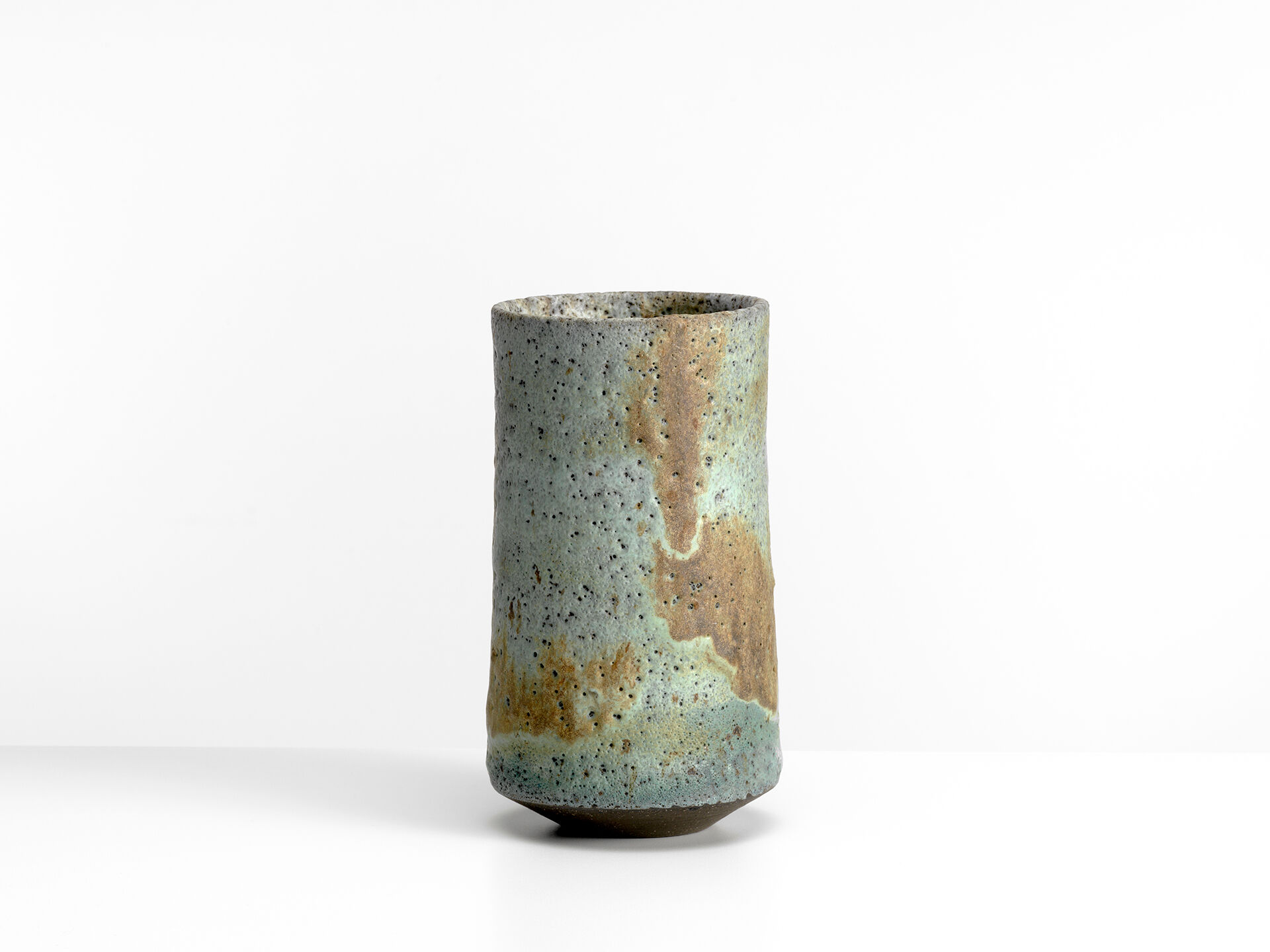 lucie rie LR 0105 A vase 01