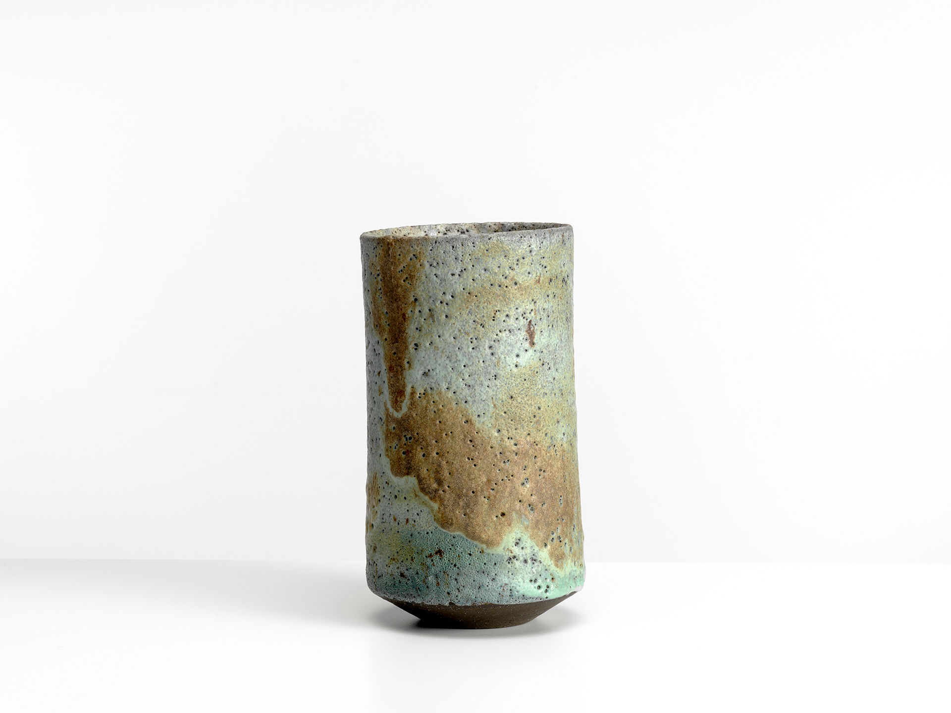 lucie rie LR 0105 A vase 02