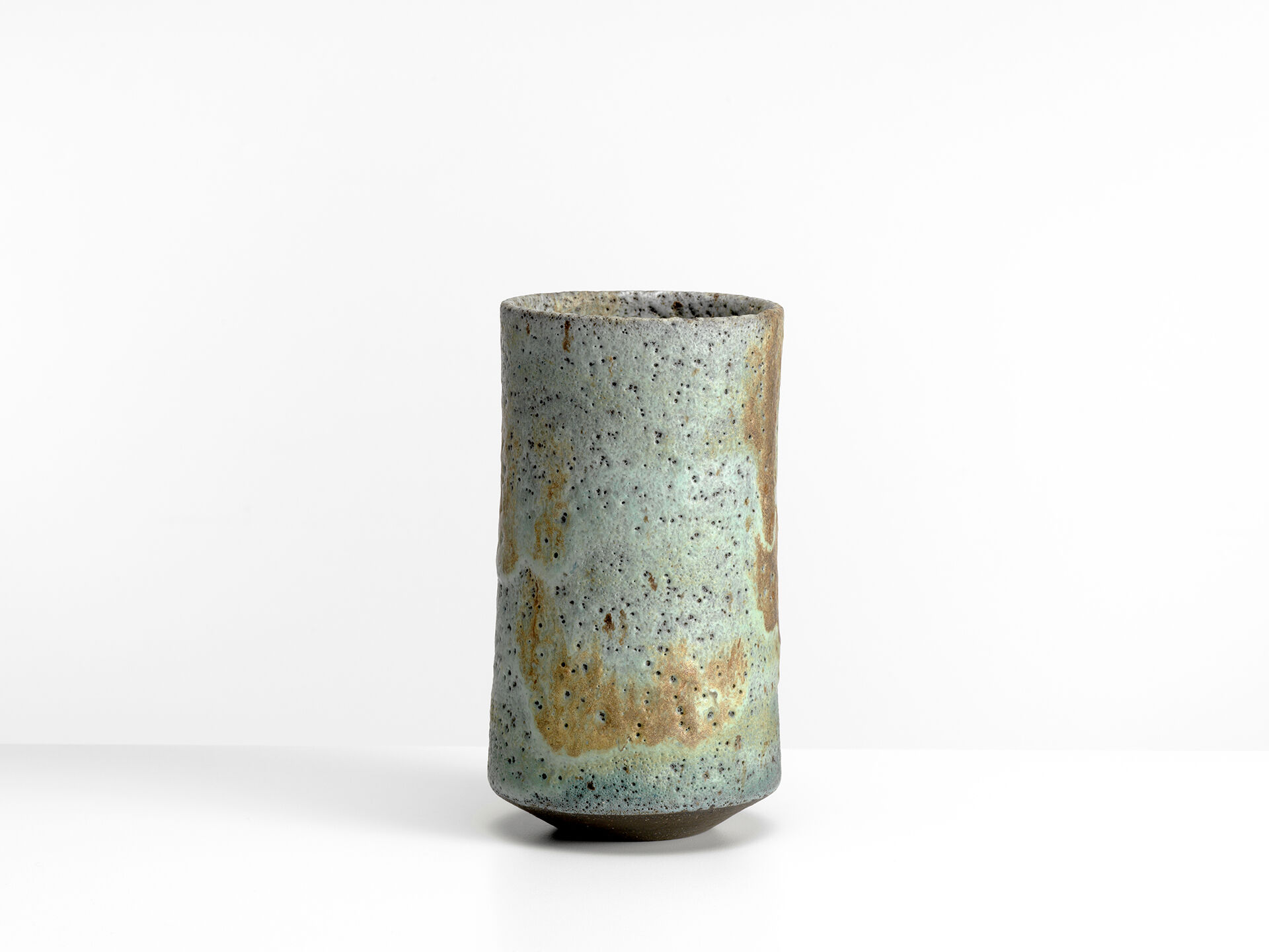 lucie rie LR 0105 A vase 05