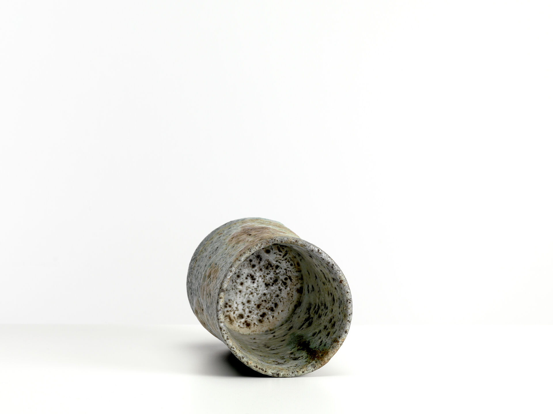 lucie rie LR 0105 A vase 06