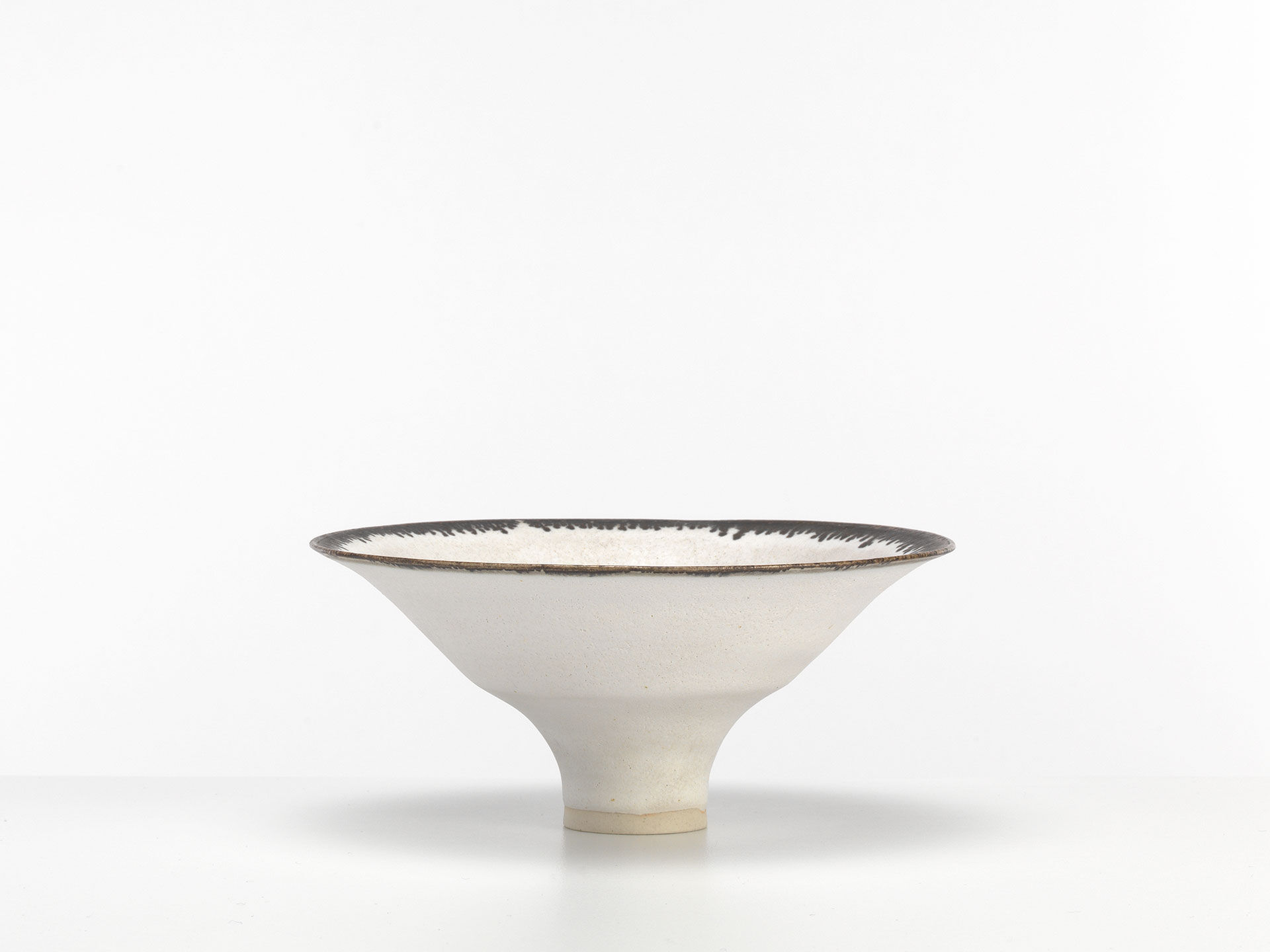 Lucie Rie White Porcelain Bowl View-01