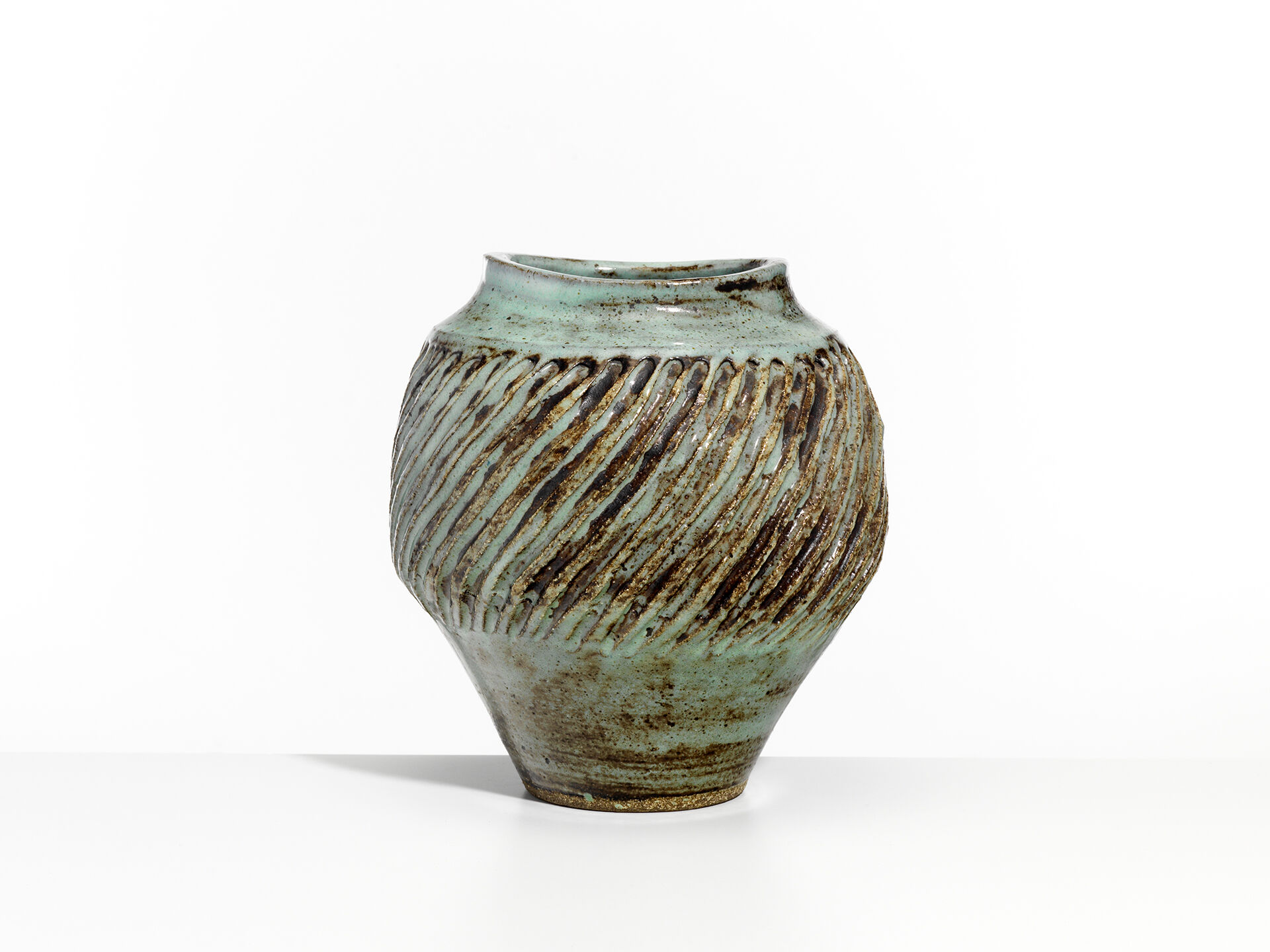 lucie rie lr 0050 02