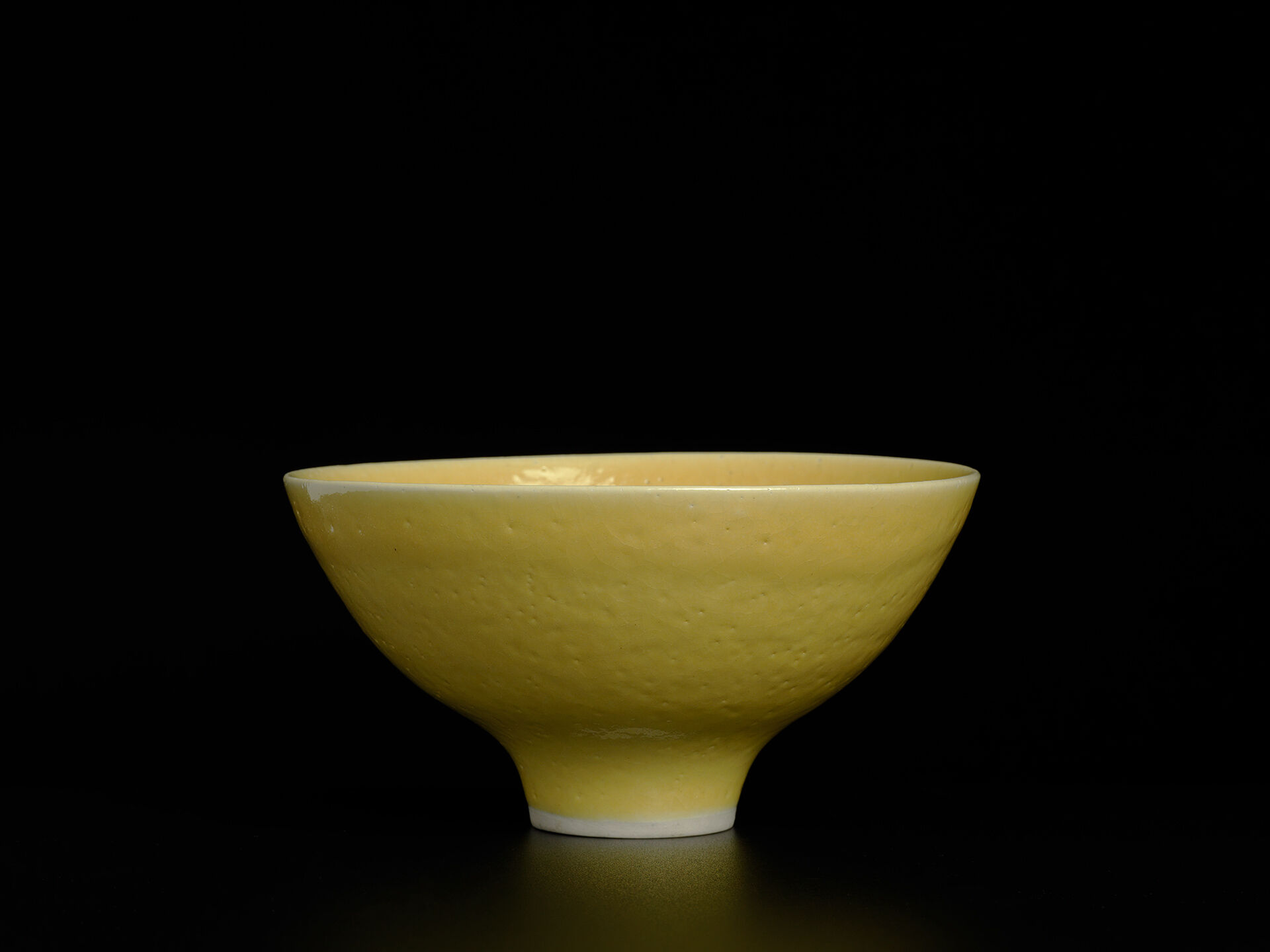 lucie rie lr 0070 04