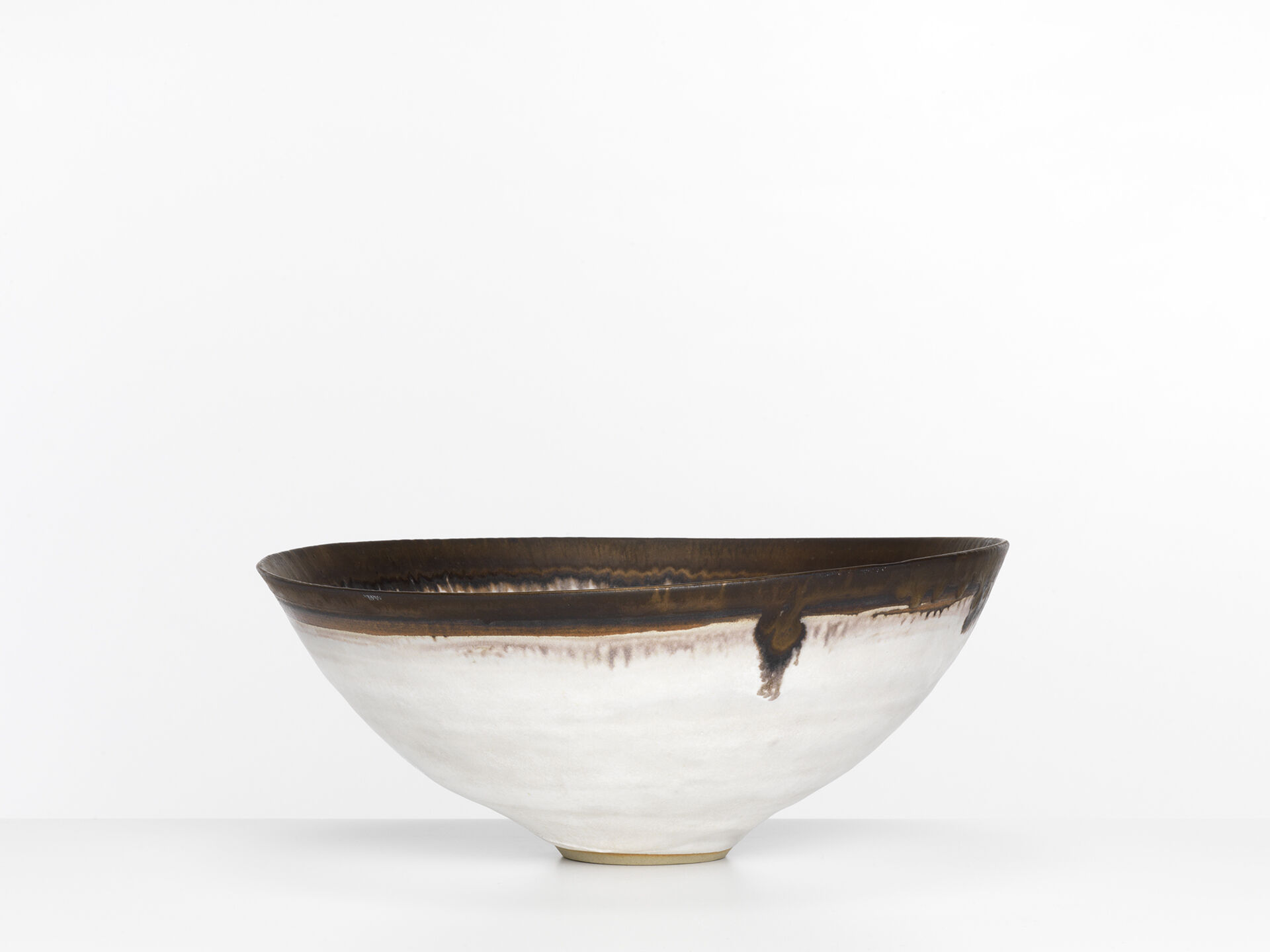 lucie rie white bowl 09