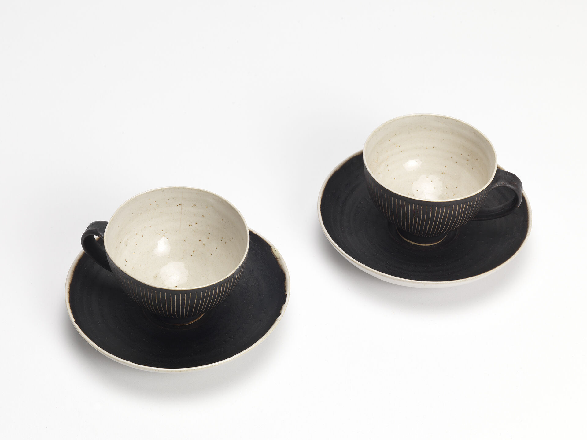 lucie rie 0126 02