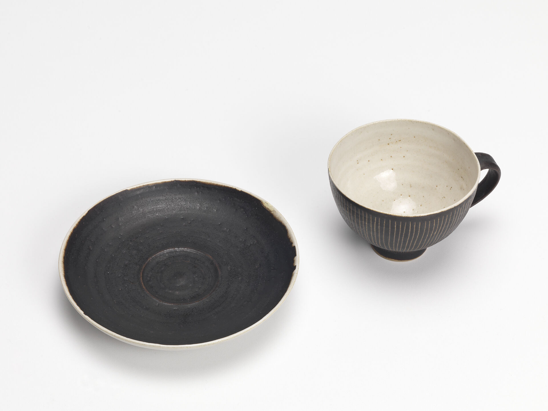 lucie rie 0126 04