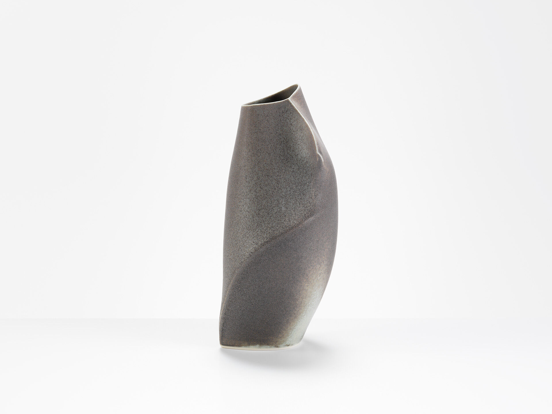 sara flynn wh 0176 01
