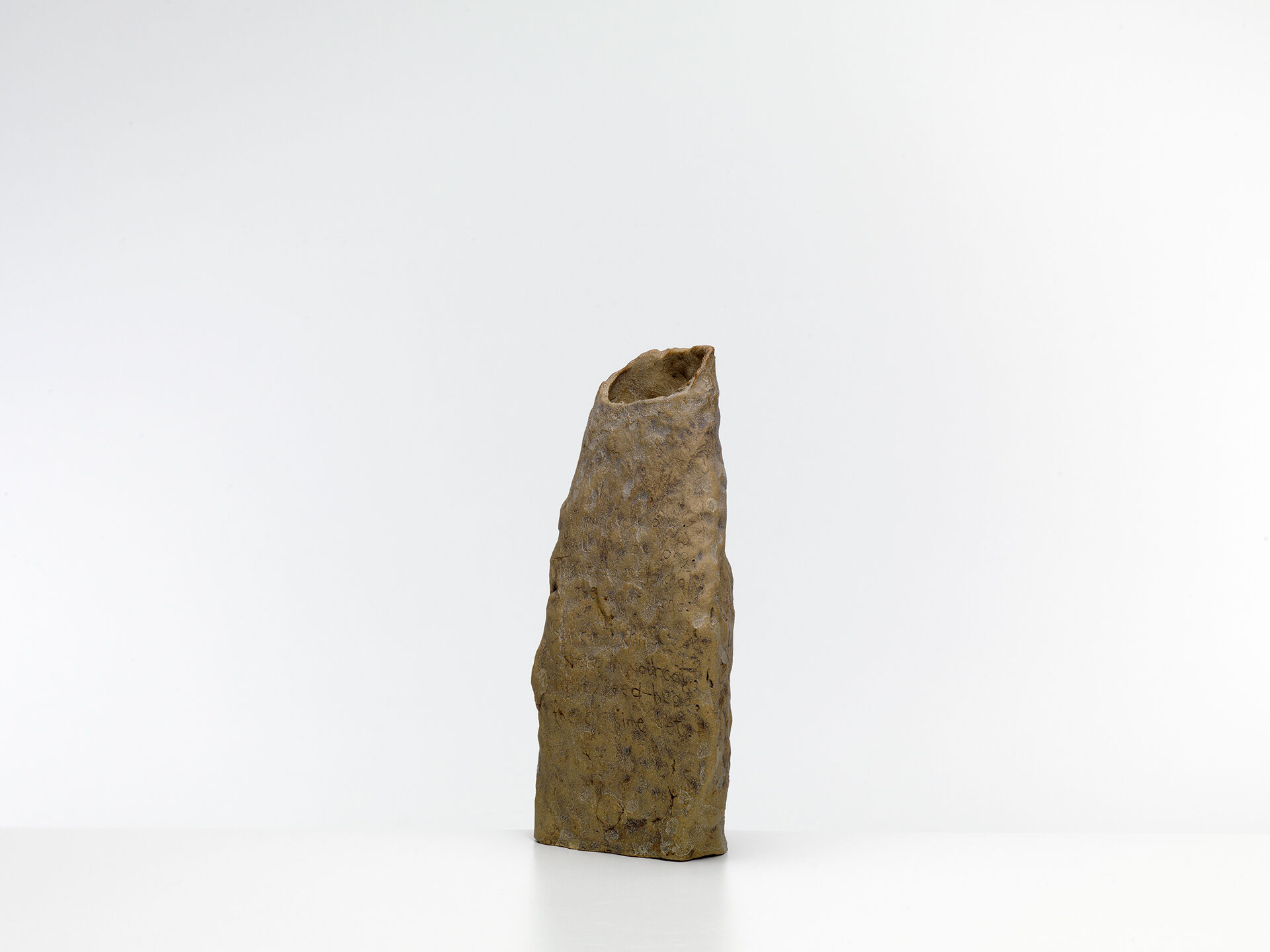 sara radstone 0001 01