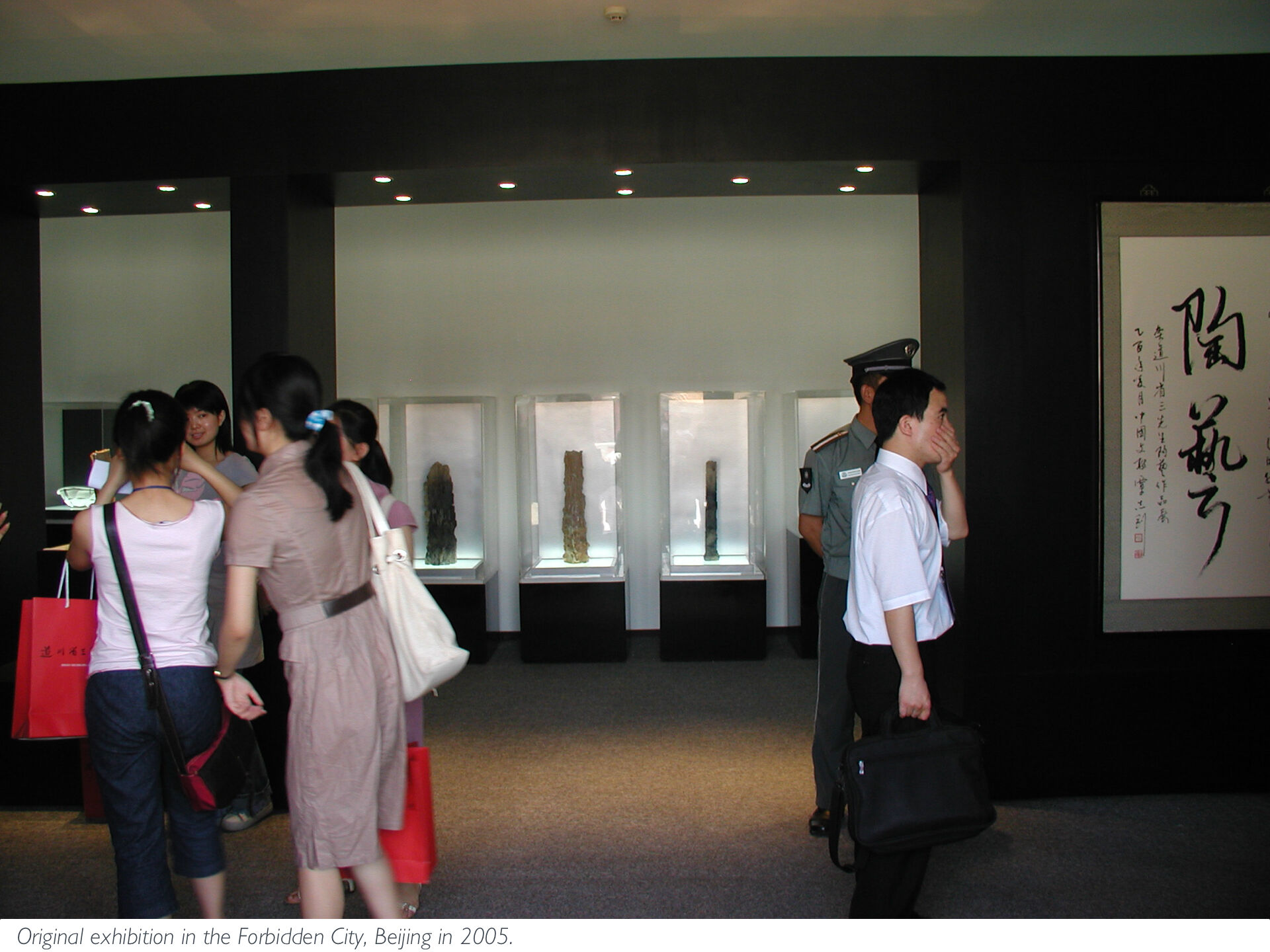 Original shozo exhibtion beijing 2005 installtion shot 10