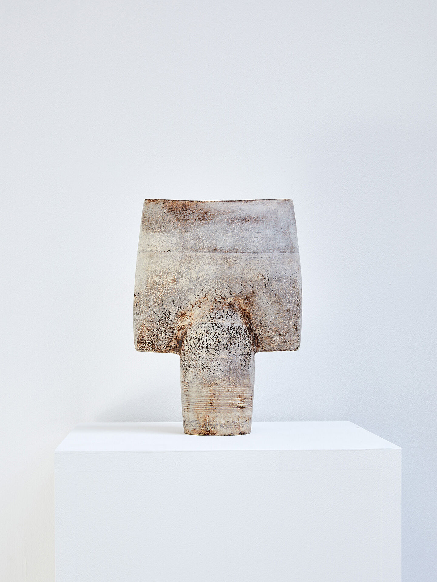 British ceramics 2018 03 1A